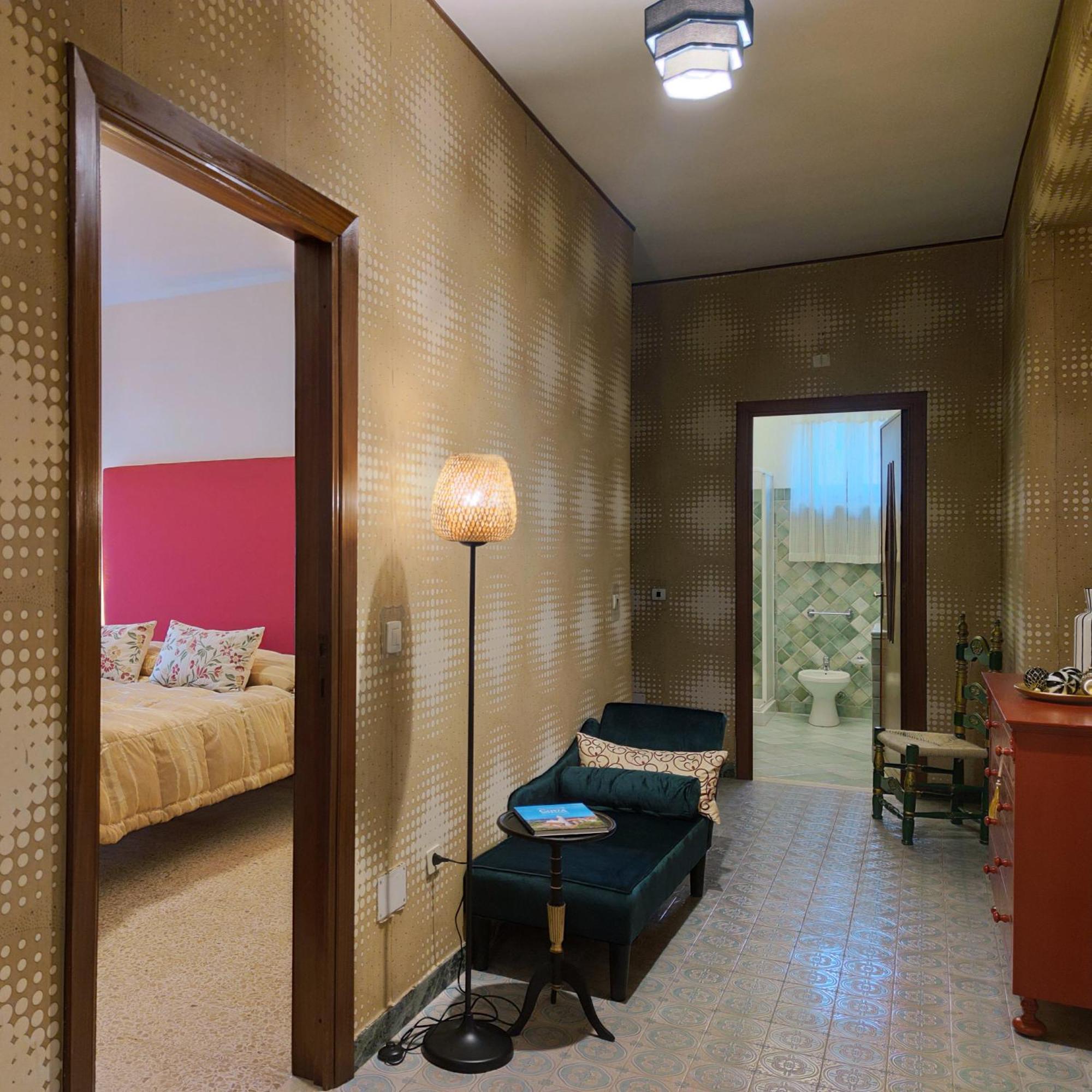 Mama Babylon Hotel Olbia Exterior photo